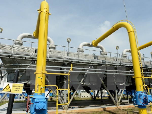 Nga tiếp tục bán khí đốt với giá ưu đãi cho Ukraine trong quý 2