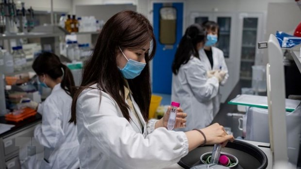 Nga cho phép thử nghiệm lâm sàng vắcxin ngừa COVID-19 của Trung Quốc