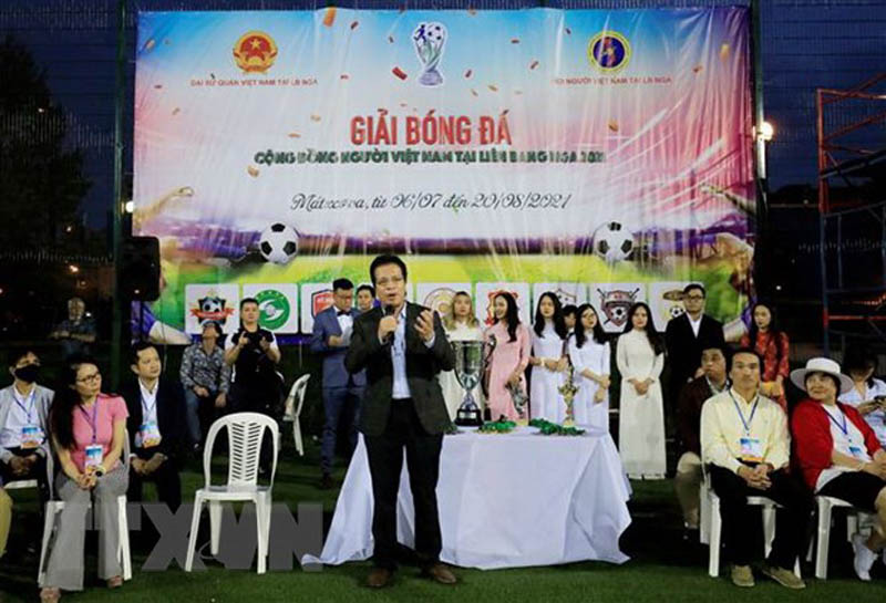 Cộng đồng người Việt Nam tại Nga chung tay chống dịch COVID-19