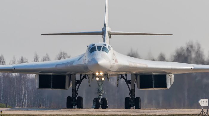 ẢNH: Tạp chí Mỹ đưa Tu-160M với động cơ NK-32-02 vào danh sách thành tựu thế giới