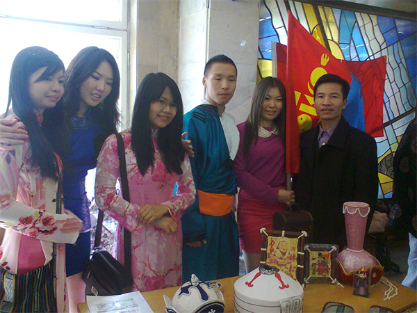 Festival sinh viên quốc tế Tula –LB Nga 2013: điểm hẹn của hoà bình và hữu nghị