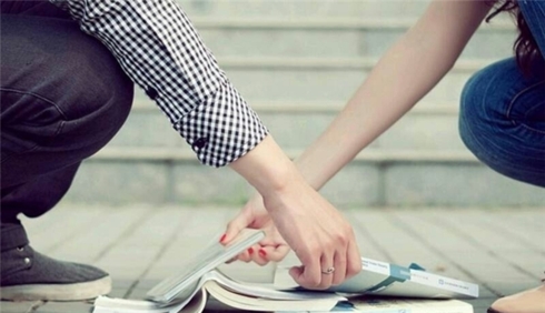 Sự thật về tình yêu “sét đánh”