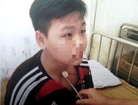 Thầy giáo đá học sinh: Đừng để mất niềm tin vào giáo dục
