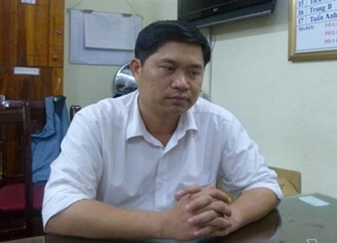 Vợ BS Cát Tường ngồi trên ô tô lúc chồng vứt xác