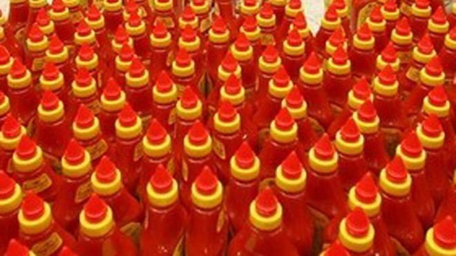 Thưởng Tết bằng tương ớt lên báo nước ngoài