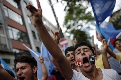 Biểu tình chống Trung Quốc bùng phát dữ dội tại Thổ Nhĩ Kỳ