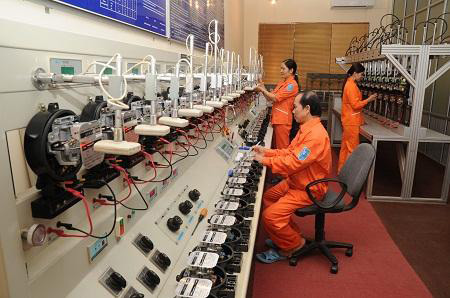 EVN chỉ còn đánh úp dân trong... 11 năm tới?