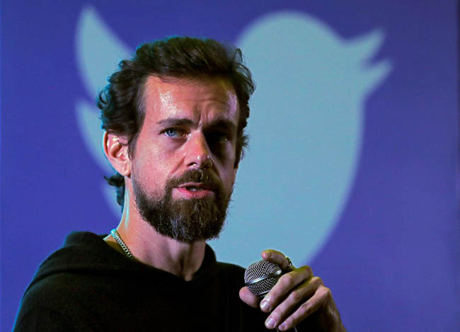 CEO Twitter: ''Khóa tài khoản ông Trump là đúng''
