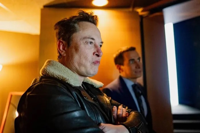Tỷ phú Elon Musk cảnh báo về ''cuộc bầu cử cuối cùng'' nếu ông Trump thất bại