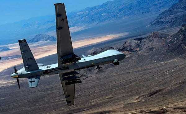 Nga điều chiến đấu cơ Su-30 chặn UAV trinh thám Mỹ ở biển Đen