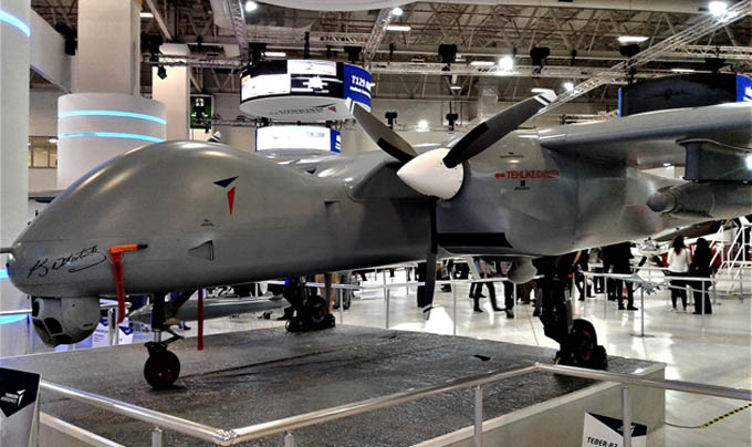 Thổ Nhĩ Kỳ dọa UAV Aksungur sẽ ''xơi tái'' xe tăng T-90 và T-14 Armata của Nga
