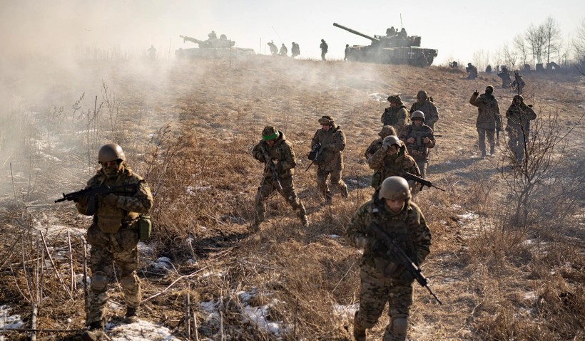 Thiếu quân và vũ khí, Kiev sẽ thất bại sau 2 tuần