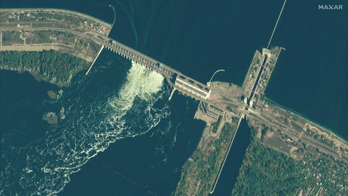 Nga: Rocket Ukraine bắn gây hư hỏng đập thủy điện ở Kherson