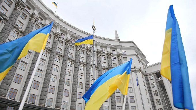 Phương Tây không biết ai chịu trách nhiệm về những quyết định quan trọng của chính phủ ở Kiev