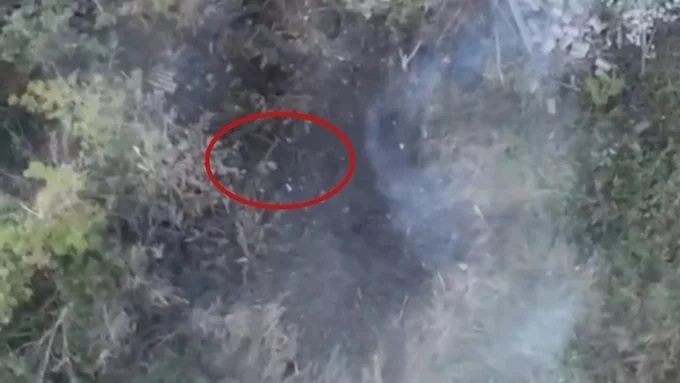 Kinh ngạc trước cảnh binh sĩ Nga húc đầu đáp trả UAV tự sát của Ukraine