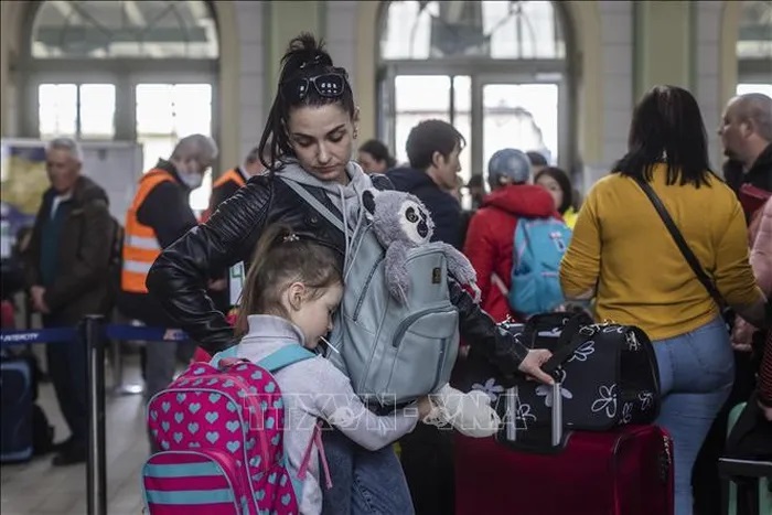 Ukraine cảnh báo EU sẽ có 'sóng thần' di cư nếu Kiev không nhận thêm vũ khí