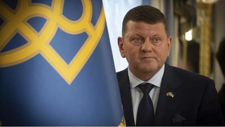 Quyền lực của Zelensky lung lay: Liệu Zaluzhny có trở thành con bài mới của phương Tây ở Ukraina?