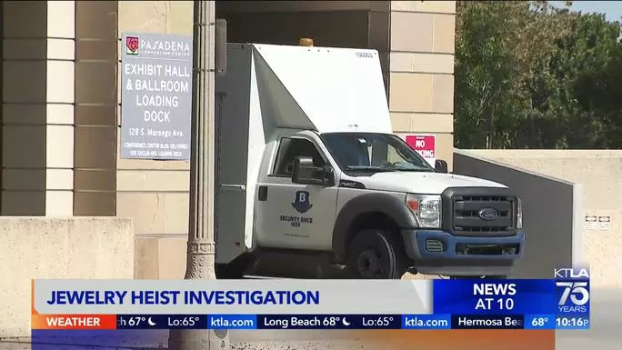 Mỹ: Táo tợn tấn công xe bọc thép, ''nẫng'' hàng chục triệu USD