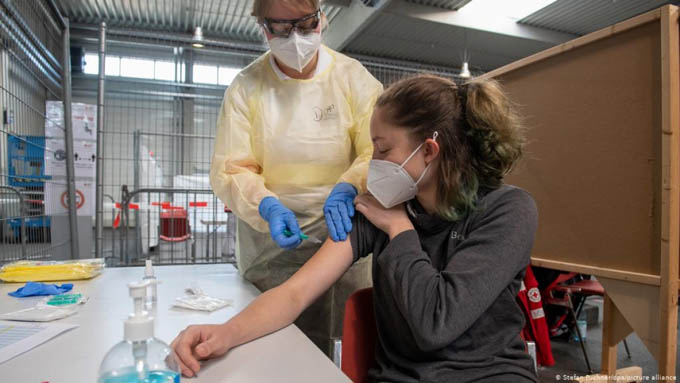 WHO kêu gọi EU không áp đặt biện pháp hạn chế xuất khẩu vaccine ngừa Covid-19