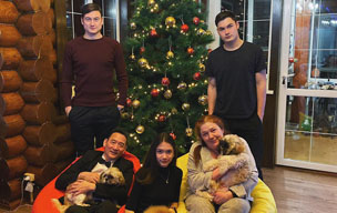 Văn Lâm chúc mừng năm mới người hâm mộ