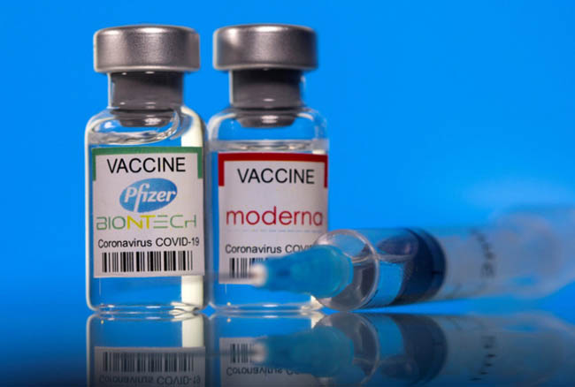 Séc sẽ rút ngắn thời gian tiêm giữa hai liều vaccine Pfizer xuống 21 ngày