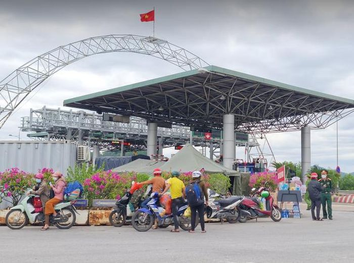 9 người từ các tỉnh phía Nam về quê dương tính SARS-CoV-2