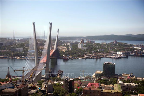 Máy bay chở đoàn đại biểu Triều Tiên tới thành phố Vladivostok của Nga