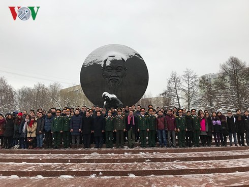 Đảng bộ tại LB Nga kỷ niệm 88 năm thành lập Đảng Cộng sản Việt Nam