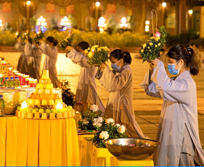 Vu Lan - mùa lễ của lòng hiếu thảo và yêu thương cộng đồng mùa dịch