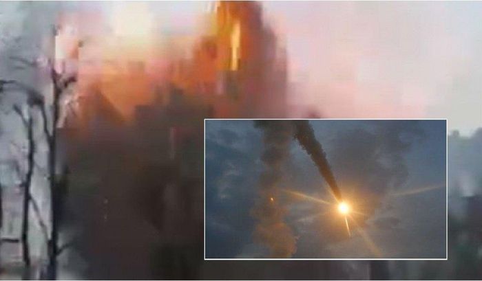 Nga không kích sân bay quân sự Ukraine, nổ lớn và bầu trời rực sáng