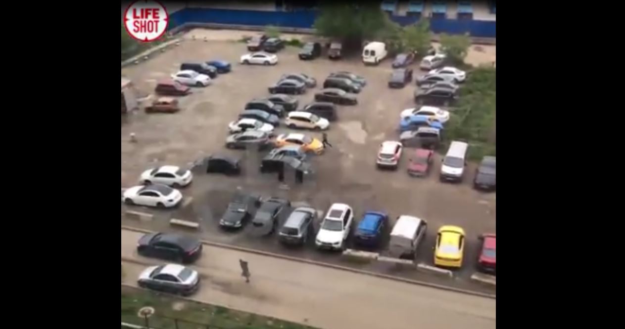Video: Một vụ xả súng xảy ra ở phía nam thành phố Moskva