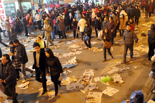 Không để người Việt mang tiếng xấu - Kỳ 3: Bi kịch tiệc tùng