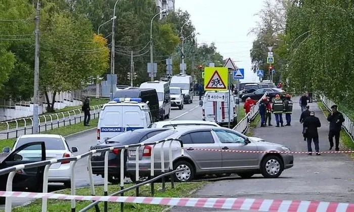 Điện Kremlin: Thủ phạm vụ xả súng trường học là phần tử phát xít mới