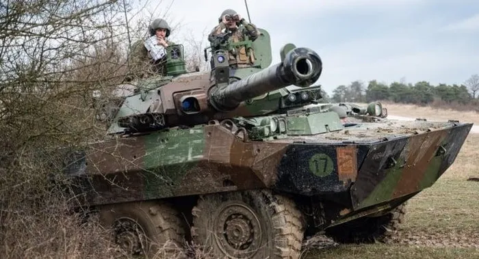 Ukraine phàn nàn xe tăng Pháp giáp bảo vệ mỏng, không mạnh mẽ như 'quảng cáo'