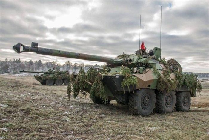 Binh sĩ Ukraine: Xe tăng AMX-10 Pháp mỏng và dễ bị xuyên thủng