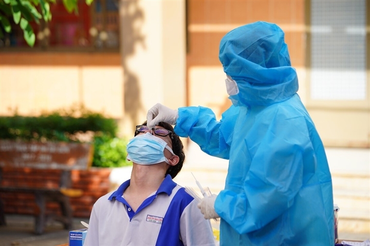 Người dân TP.HCM không phải xét nghiệm COVID-19 khi đi lại