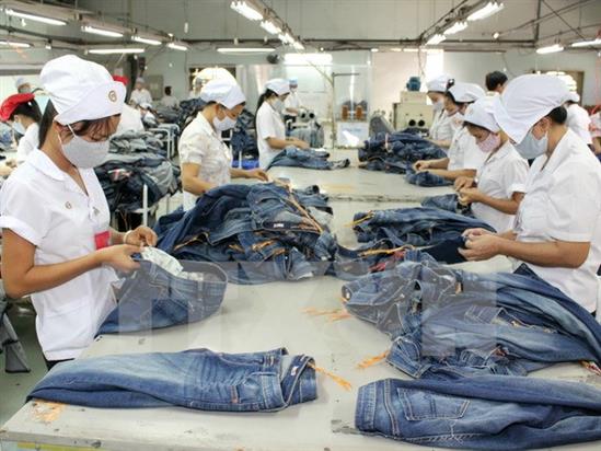 Xuất khẩu dệt may cả năm dự kiến chỉ đạt 28,3 tỷ USD