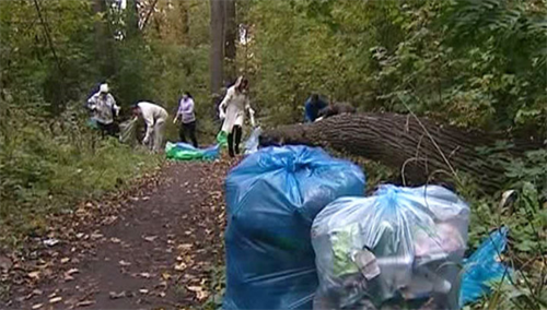 Moskva: Hàng triệu người dân tình nguyện tham gia làm sạch thành phố