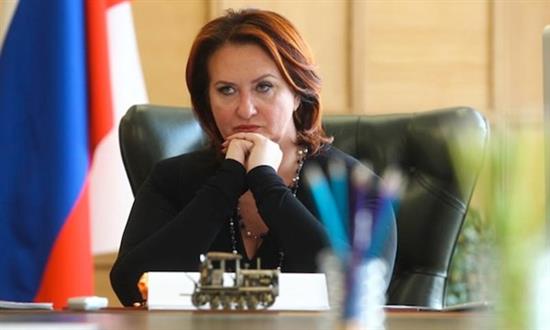 Tài khoản ngân hàng của cựu bộ trưởng nông nghiệp Nga bị đóng băng