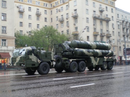 Nga triển khai 2 trung đoàn S-400 đến bảo vệ Moscow