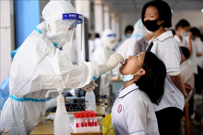 COVID-19 tới 6h sáng 20/9: Thế giới vượt 229 triệu ca mắc; Ca tử vong mới ở Nga cao nhất