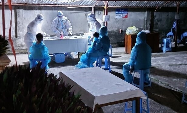 Bí thư Điện Biên: Đình chỉ công tác Hiệu trưởng để xảy ra chùm ca bệnh COVID-19
