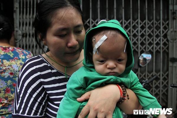 Cháy lớn gần Bệnh viện Nhi Trung ương: Tiểu thương trắng tay, gia đình bệnh nhân lâm cảnh khốn cùng