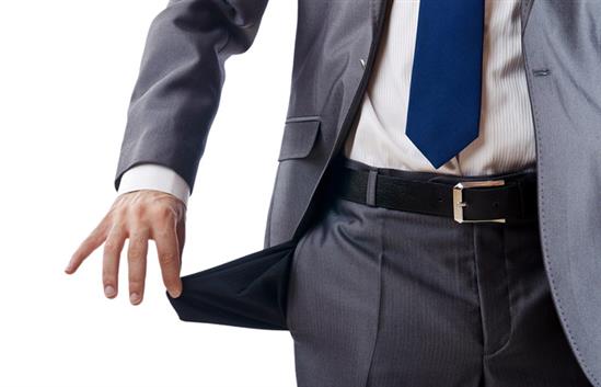 Nga: Thu nhập thực tế  giảm 10,9% trong tháng 10, nhưng người dân vẫn khá lạc quan về lạm phát