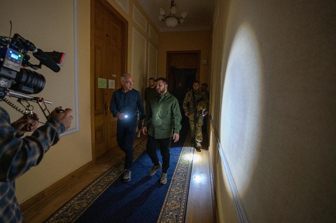 Thông tin ít người biết liên quan đến Tổng thống Ukraine Zelensky