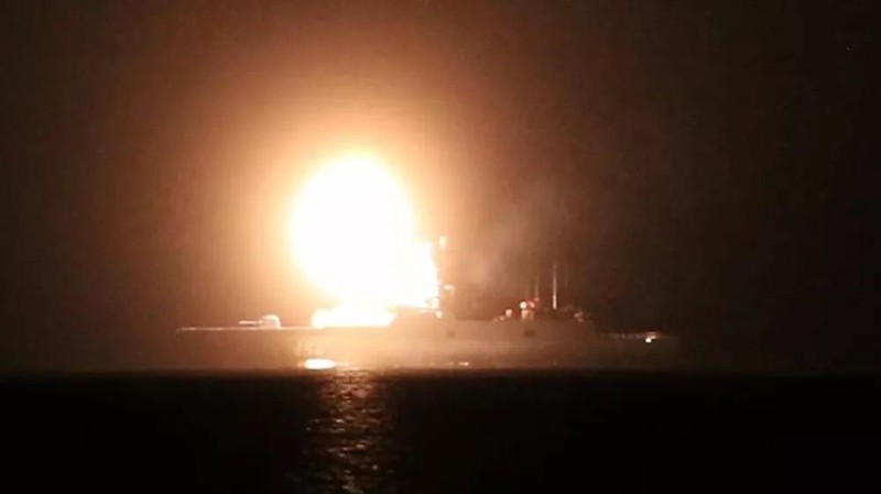 Xem tên lửa Zircon hạ mục tiêu cách 450km