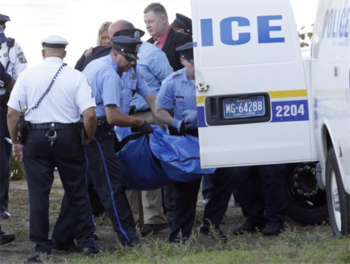 Băng đảng gốc Việt cắt cổ 3 người, ném xuống sông ở Mỹ